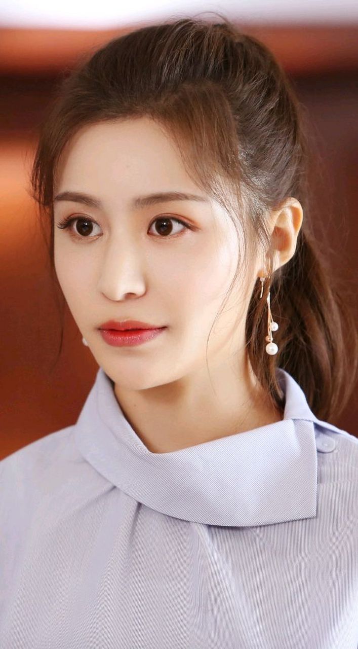 极品美女演员姜星呈