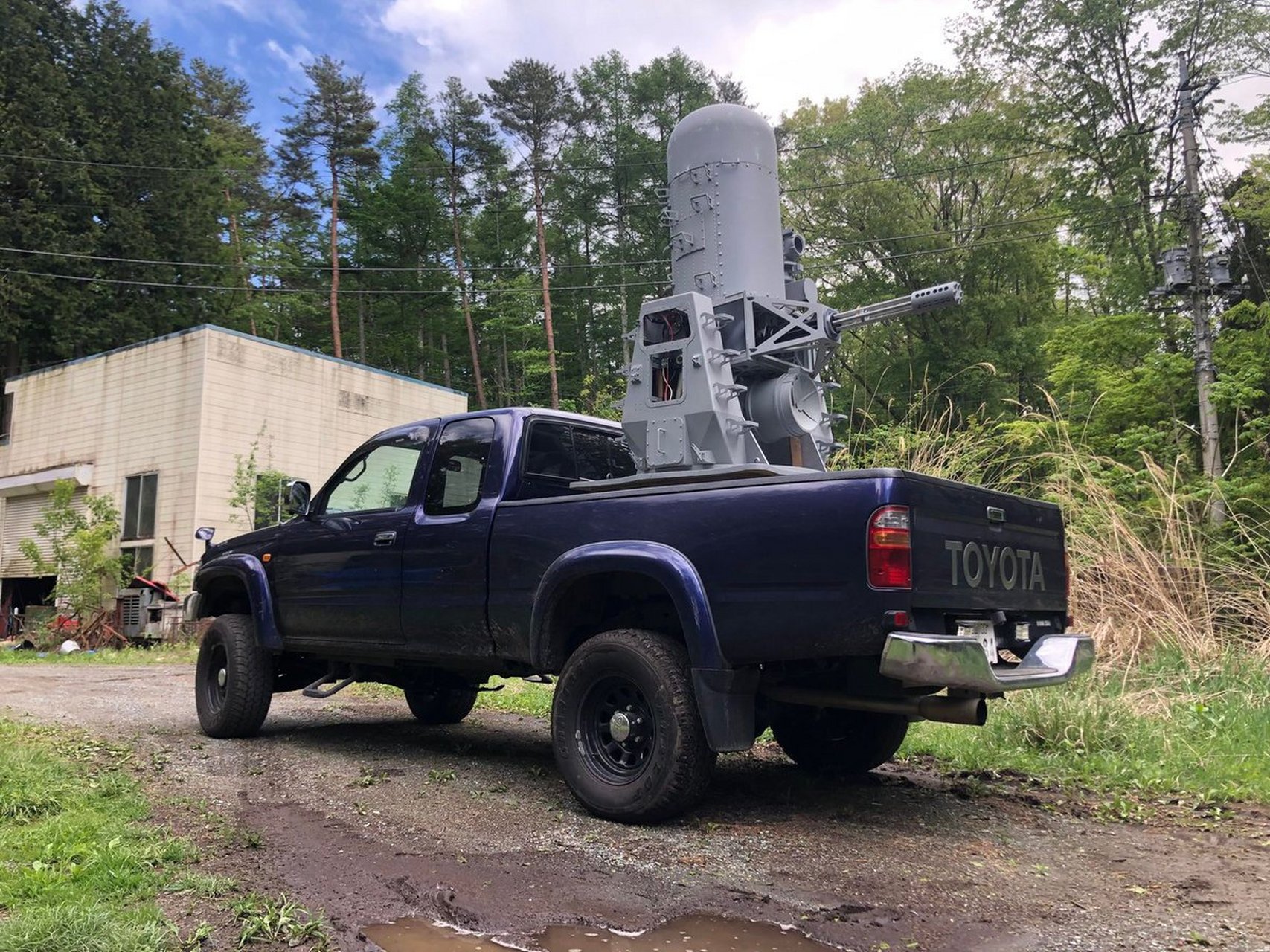 脑洞大开,史上火力最强的武装皮卡车! 火神方阵皮卡车