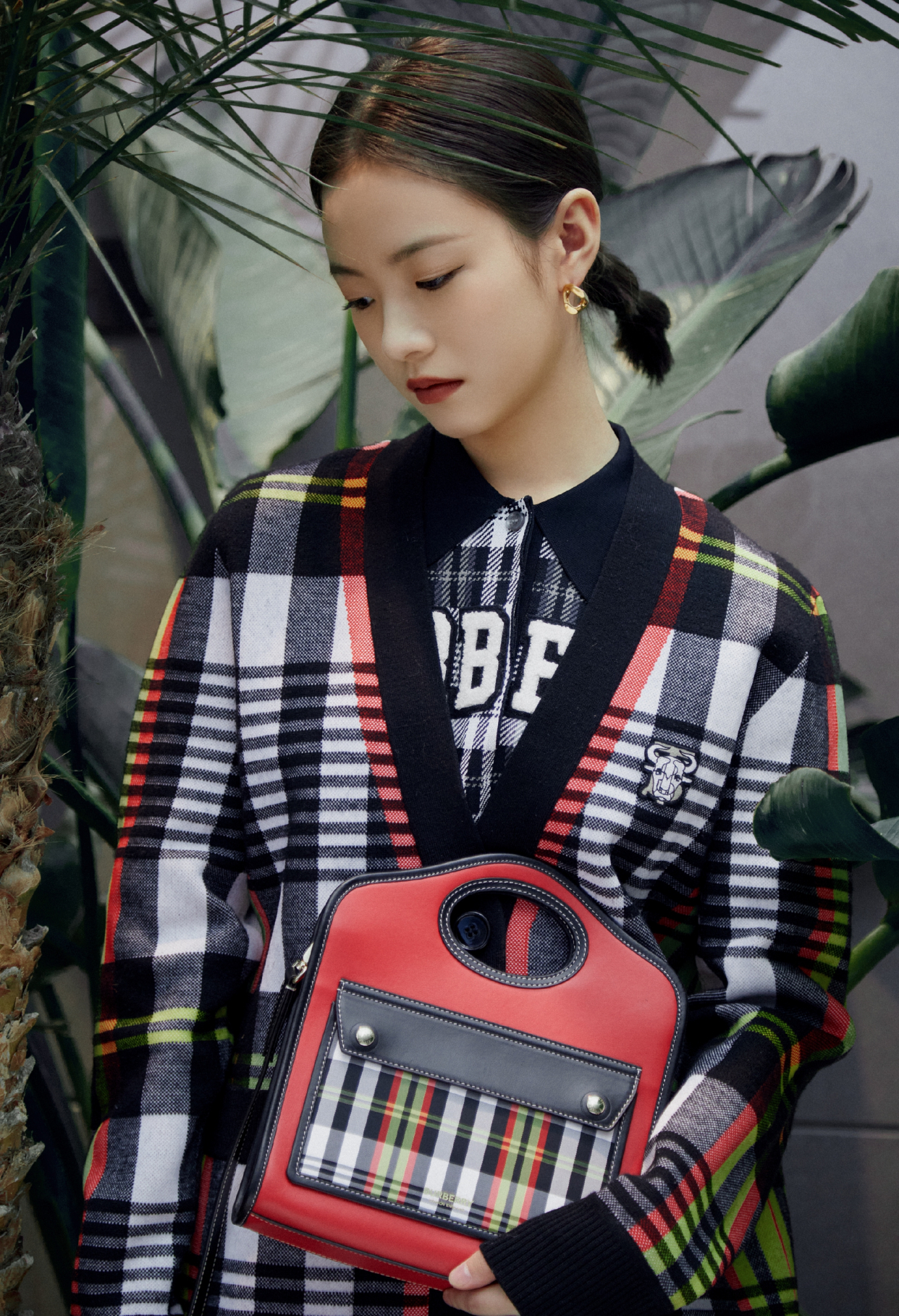 《小欢喜》中的乔英子如今变酷飒大美女