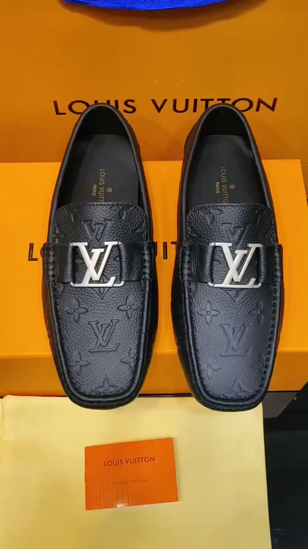 路易威登圆头豆豆鞋简直不要太帅了