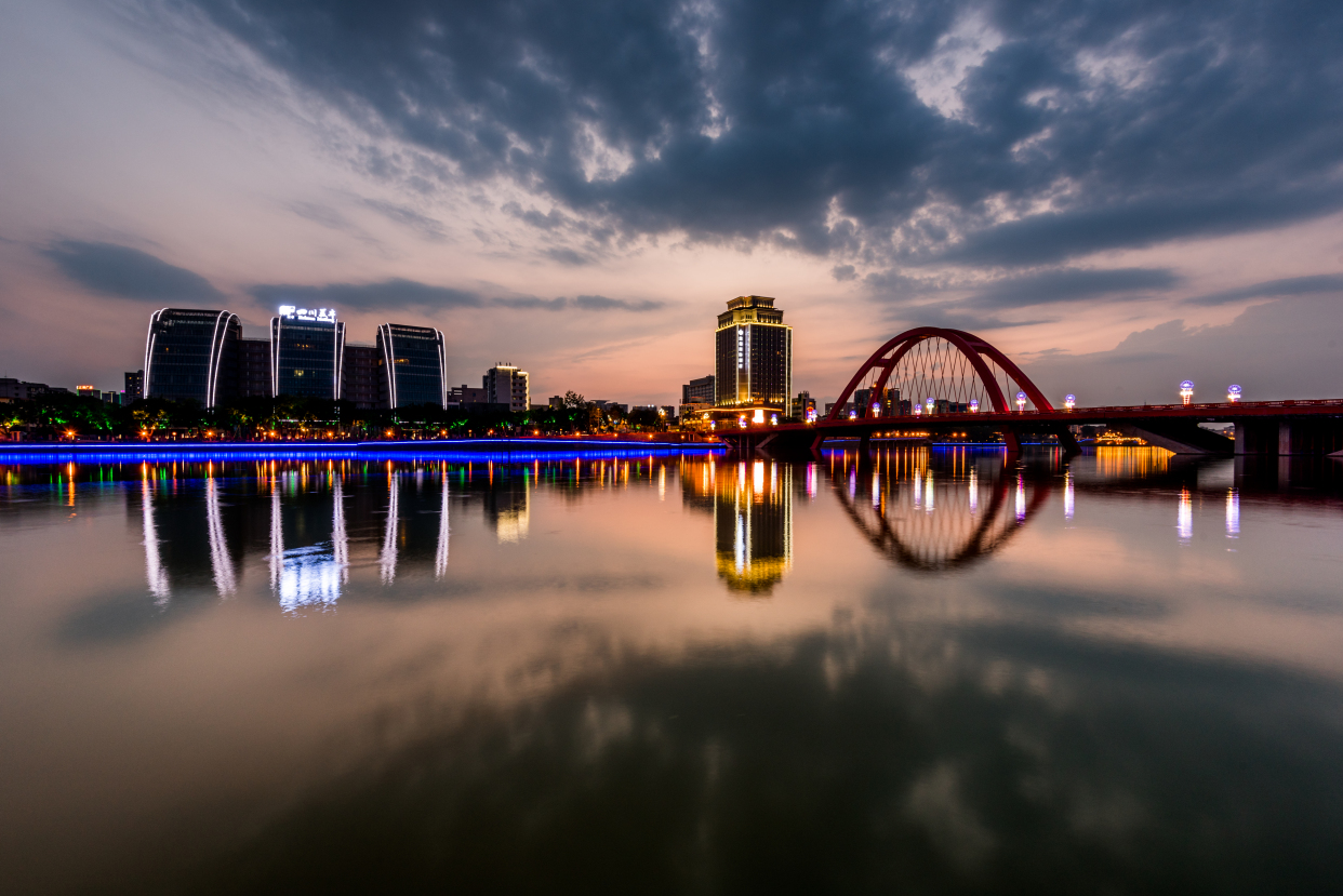 大美德阳彩虹桥