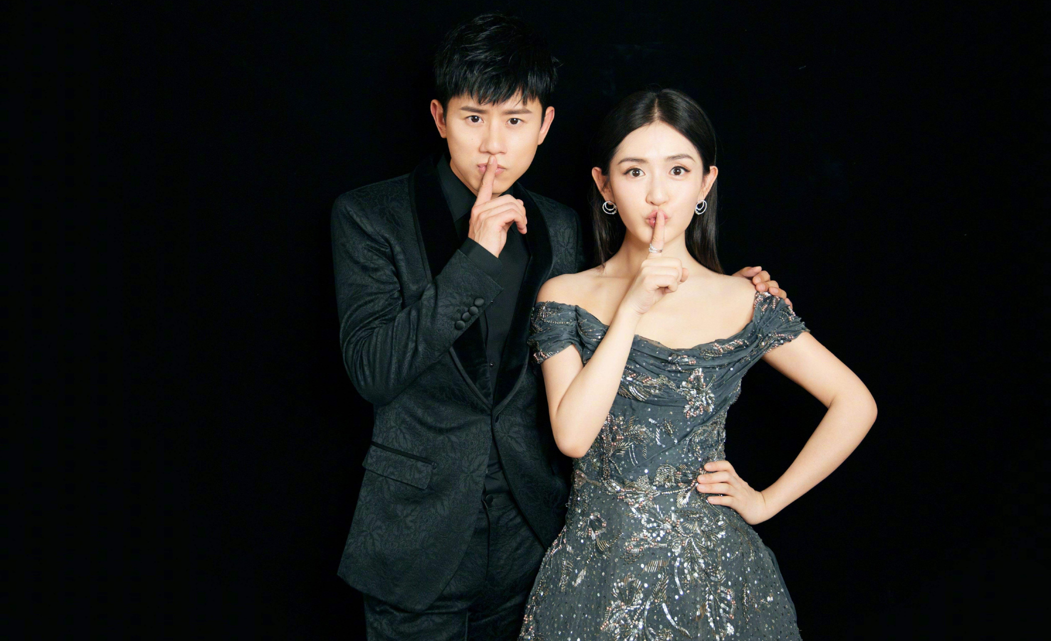 谢娜现身张杰鸟巢演唱会,张杰现场表白,赵丽颖调皮起哄!