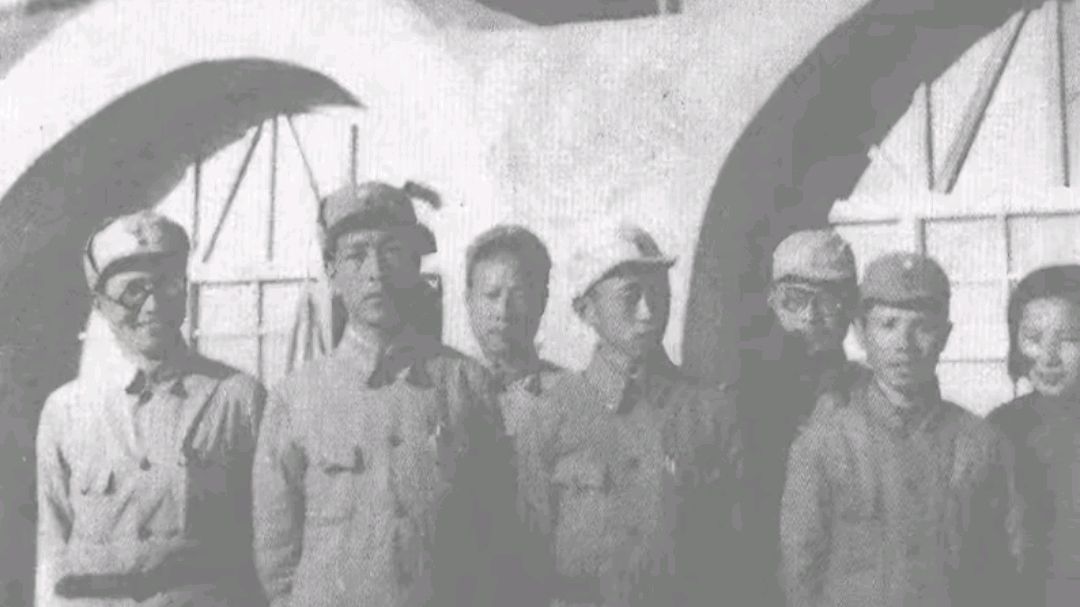 啥是"耿飚之问"?