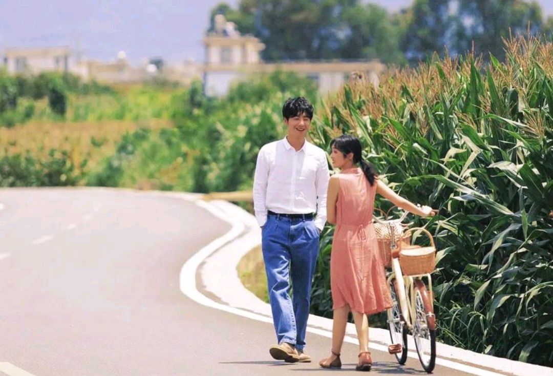其实女孩子比男孩子分得更清楚,"谈对象"和"结婚"是两回事