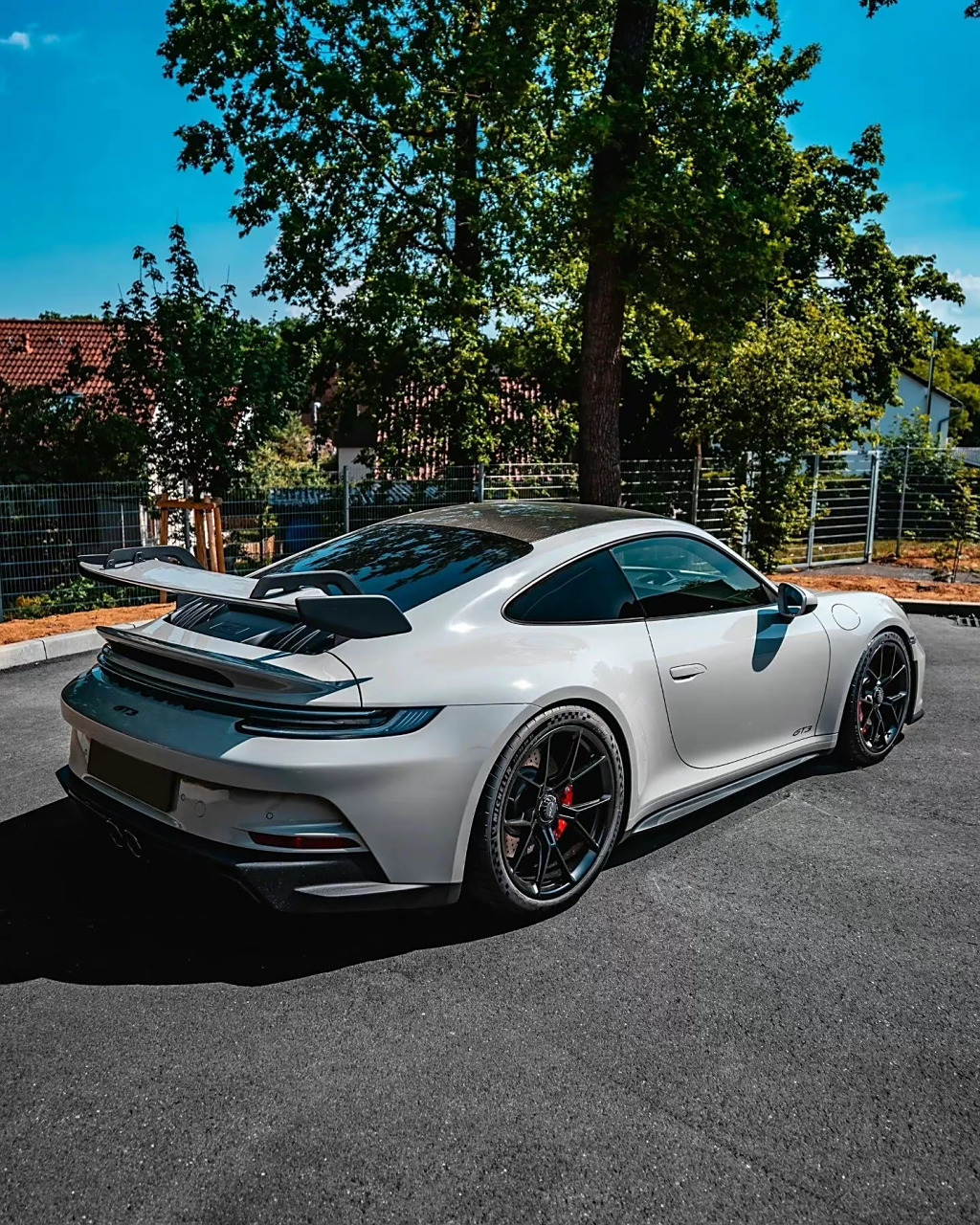 性能车保时捷911gt3 rs水泥灰