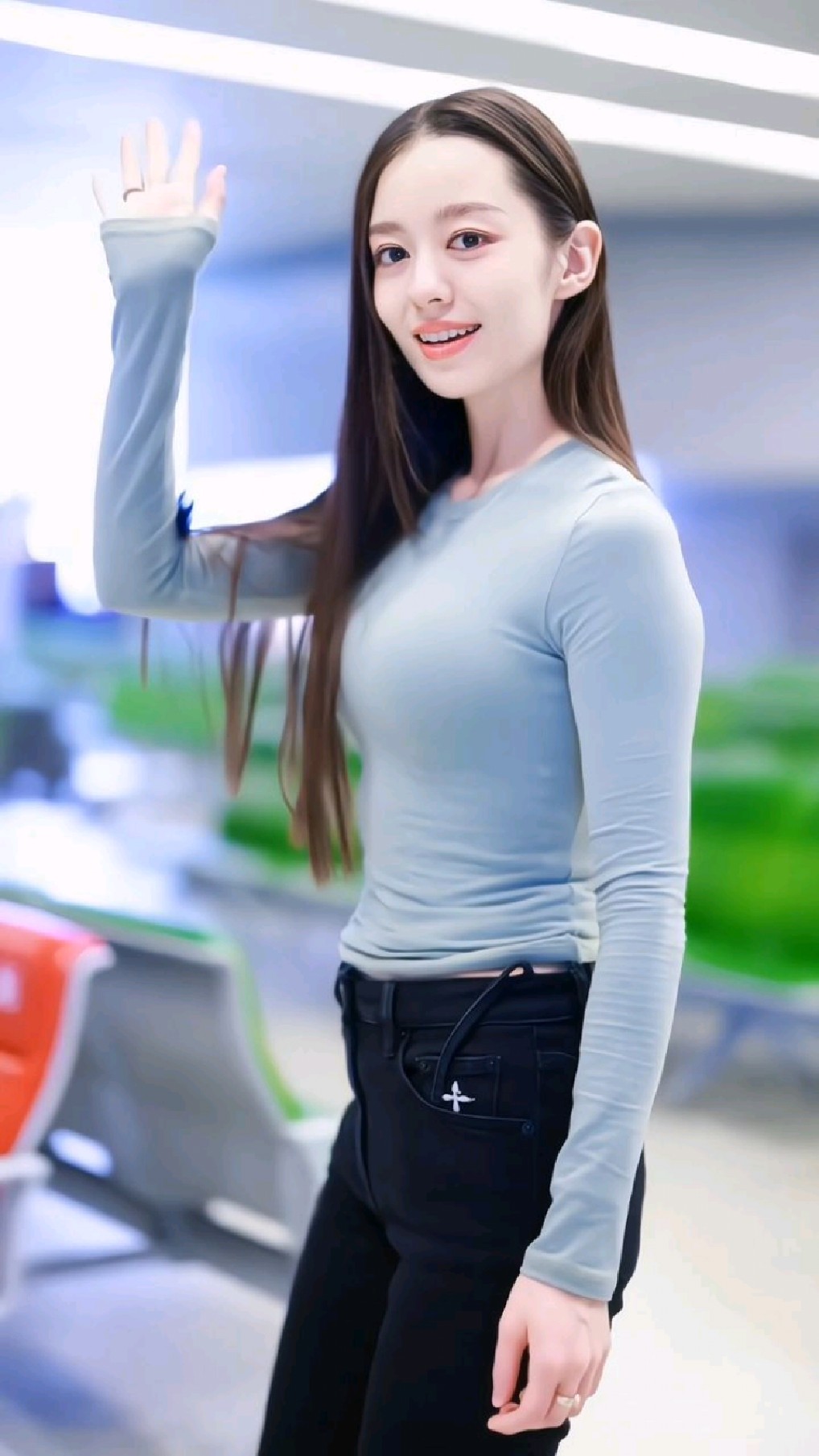 郎朗老婆吉娜爱丽丝身材太好了