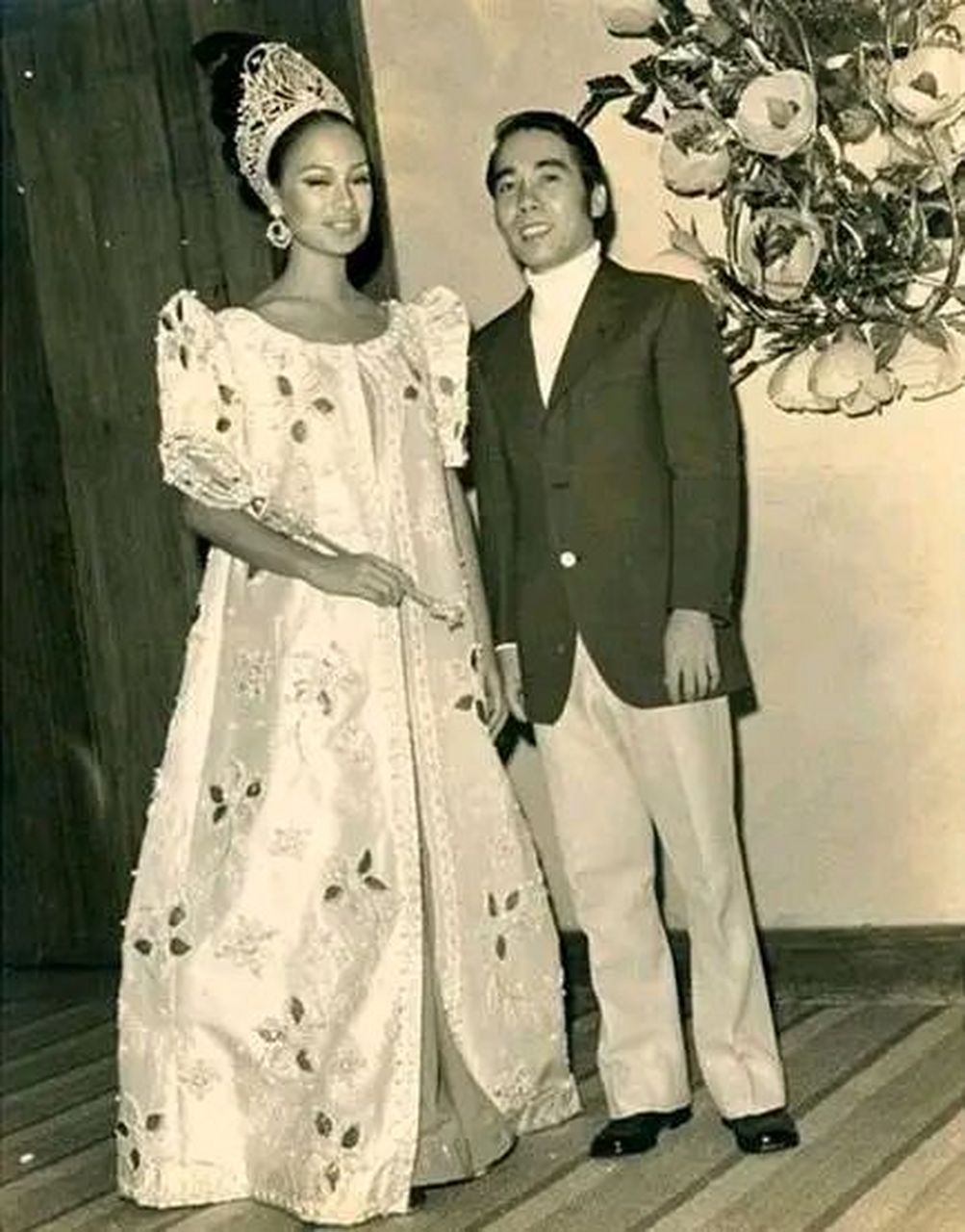 格洛丽亚·玛丽亚·迪亚兹(菲律宾), 1969年环球小姐,身高165厘米