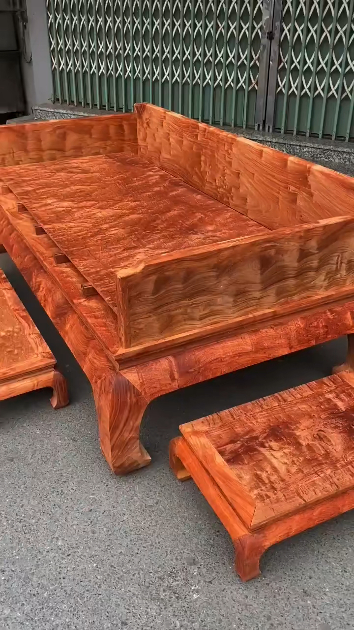 缅甸花梨大果紫檀虎皮纹罗汉床三件套三围独板