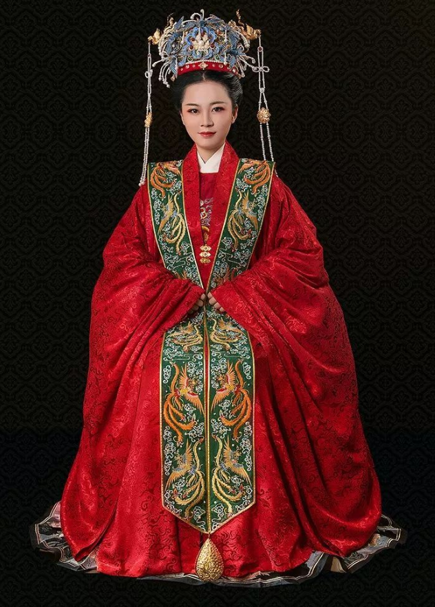 揭秘越剧服饰——帔