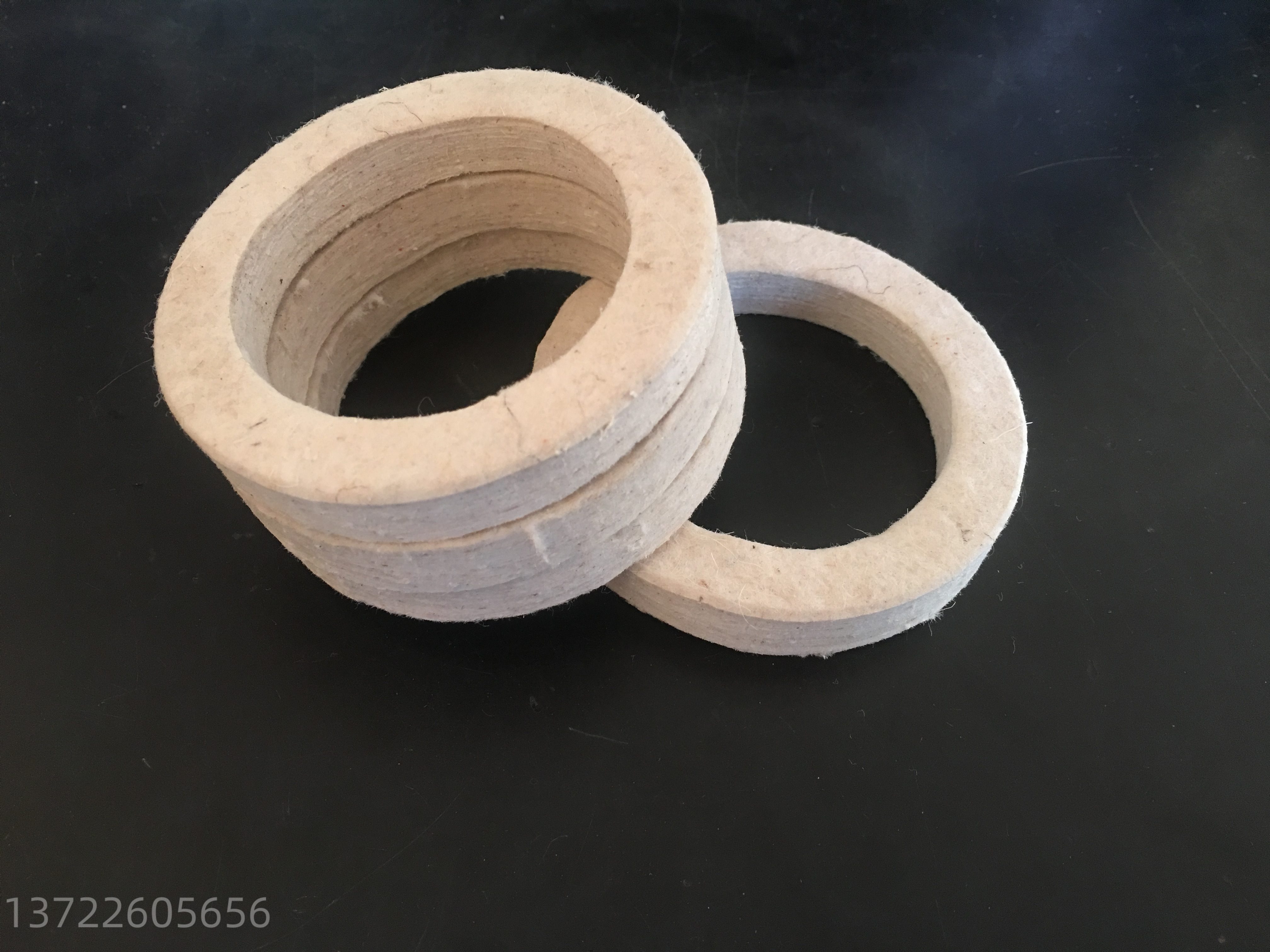 高密度工业羊毛毡垫密封吸油垫圈油封毡圈防尘抛光耐磨毛毡条块圈