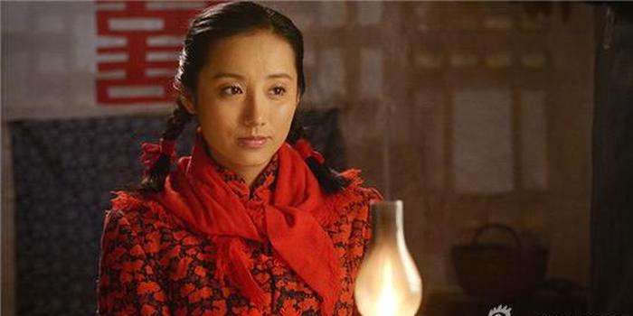 《平凡的世界》:王彩娥往秀莲身上泼脏水,却惹了一身骚,活该!