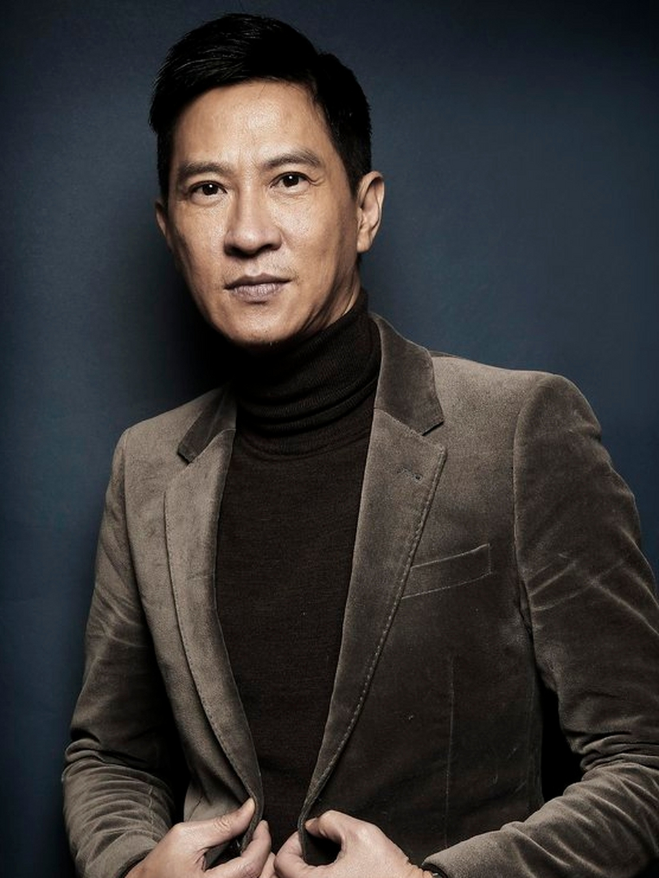 杨紫向张家辉询问联系方式,张家辉回答说:"可以,你去香港找刘德华和张