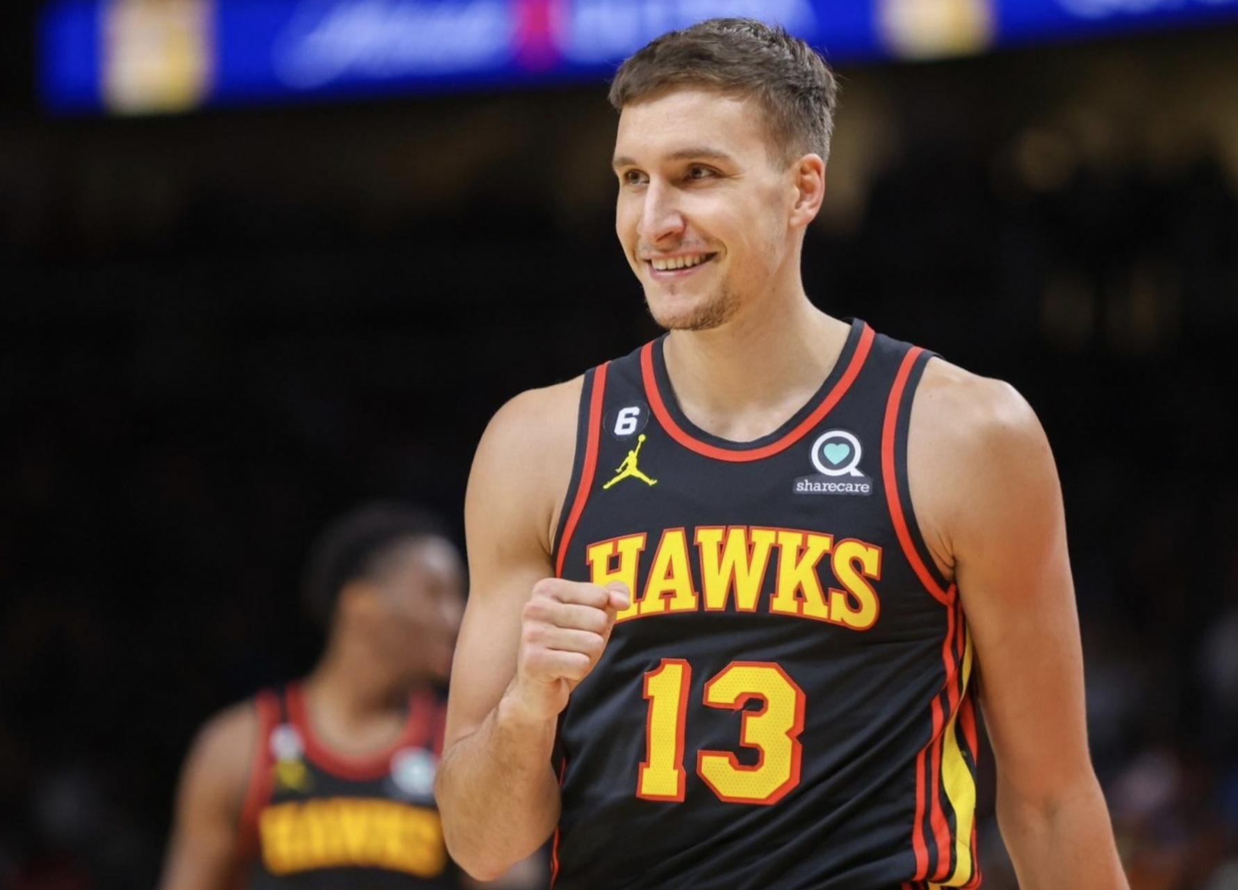 老鹰球员博格丹-博格达诺维奇在采访中谈到了季后赛