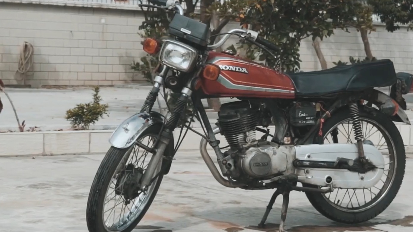 本田70年代设计的骑式车,排量虽小,但是经典造型让人着迷