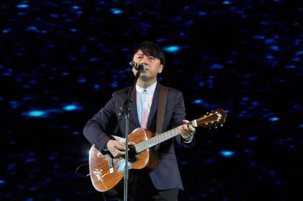 《好声音》十季总冠军发展各不同,按金字塔分三层,顶层仅有三人