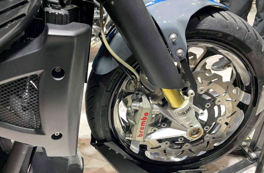 来自广建雅800cc的四缸车,外号"街皇"未来有可能上市