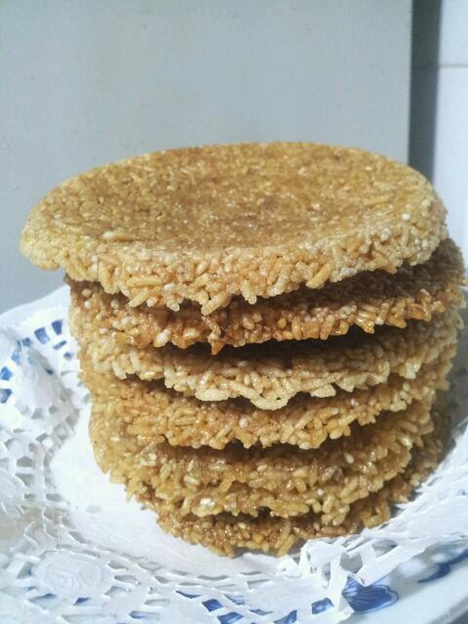 锅巴,孝顺,福报 #历史上的趣事# 吴郡陈遗,家至孝,母好食铛底焦饭