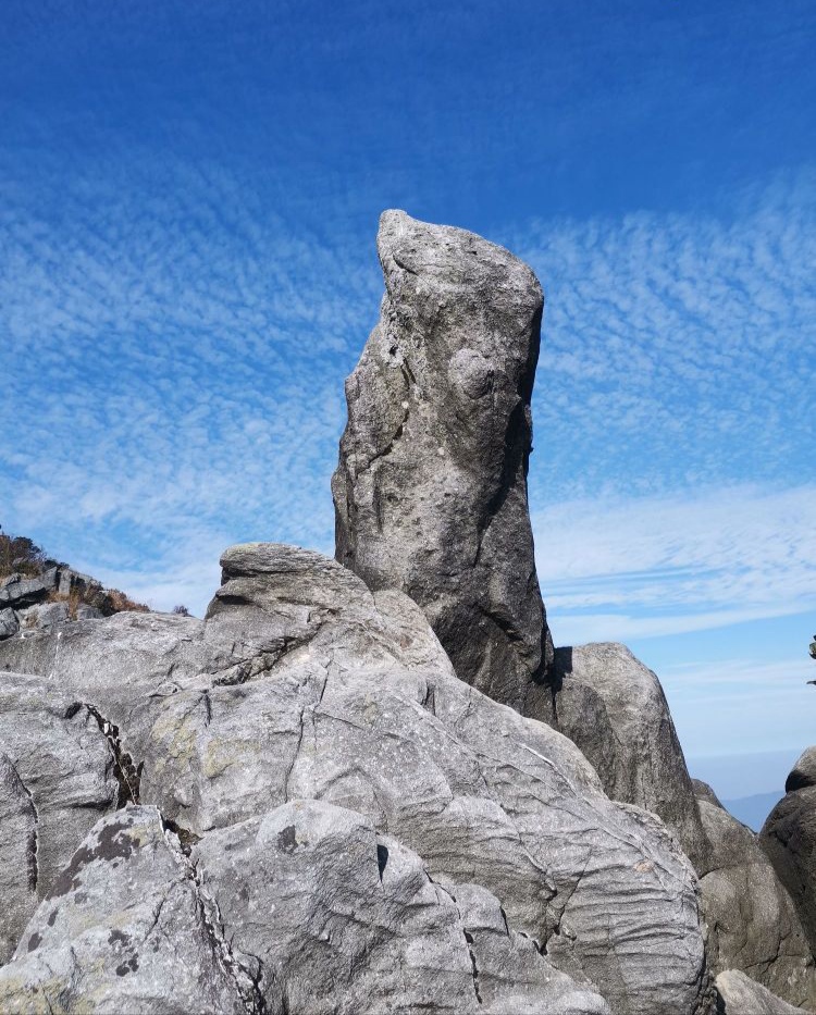 河源第一峰黄牛石,主脊上五处打卡点,你一一打卡了吗?
