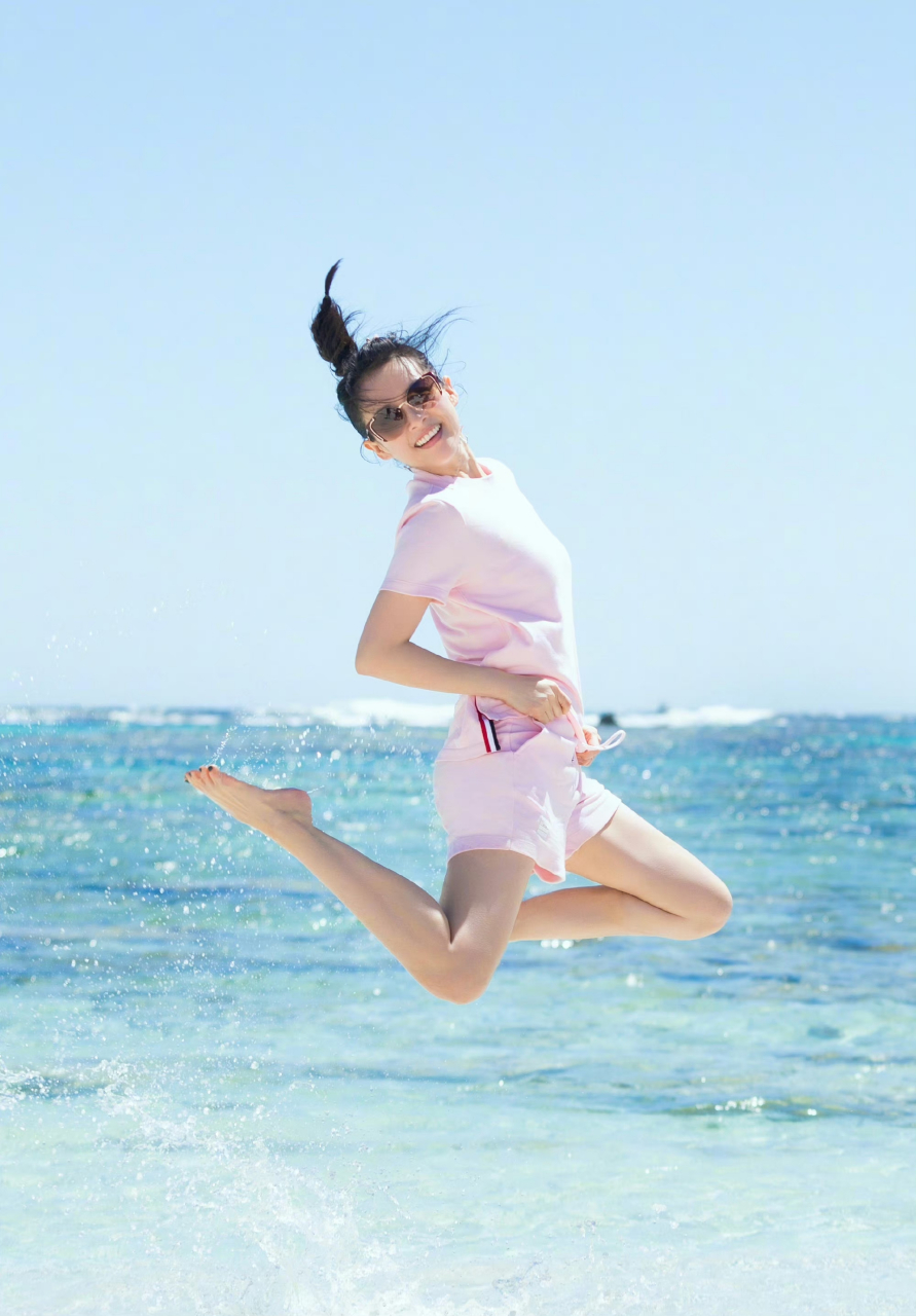 章子怡光脚丫06 #章子怡