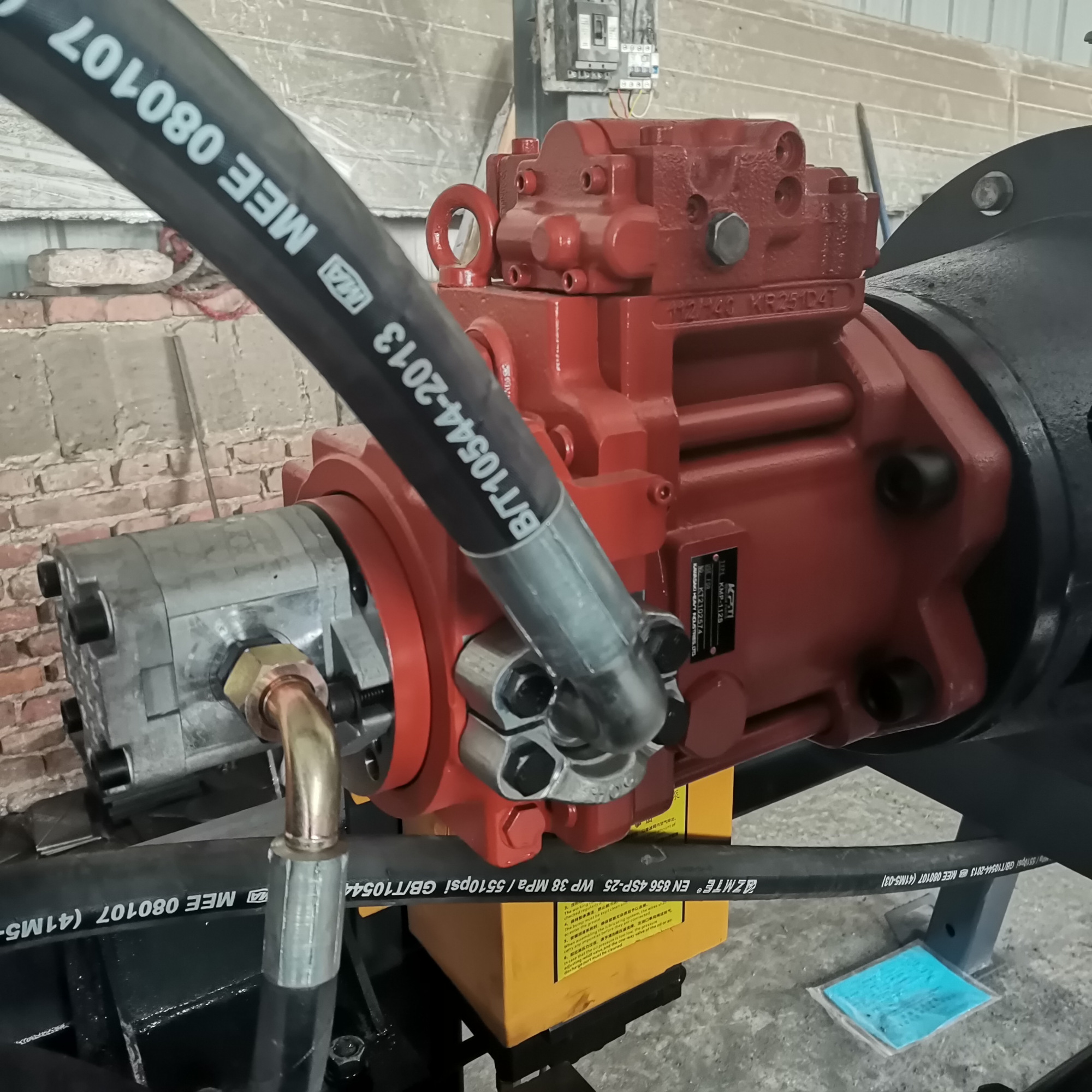 高压40混凝土泵,川崎柱塞40型细石混凝土泵,40地泵