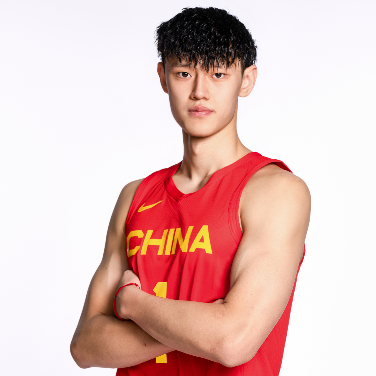 文班亚马首秀13投仅2中,上赛季