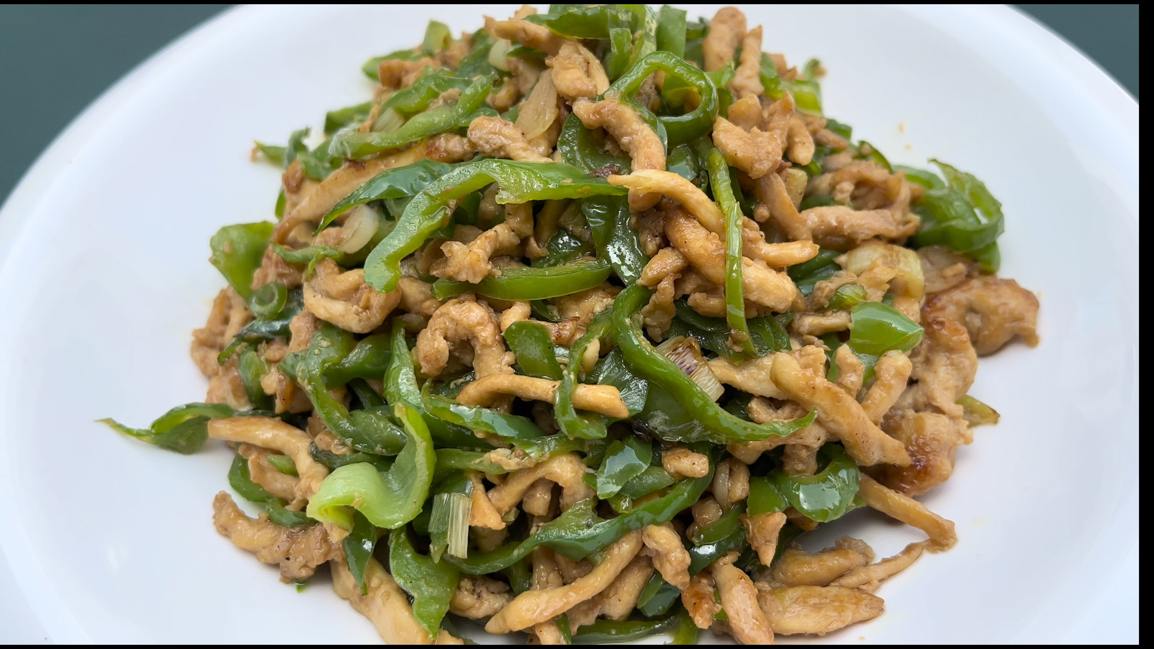 鸡胸肉做的青椒肉丝,太美味了Yyds