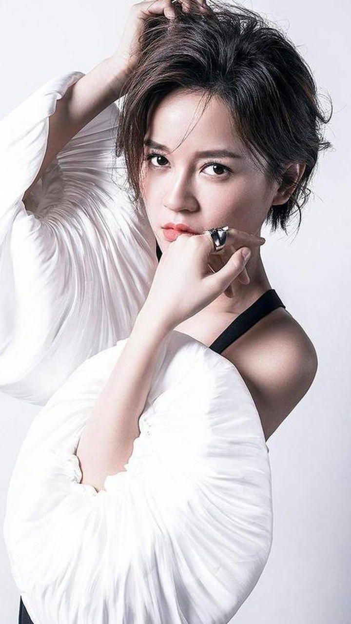 程响,"可能"歌曲的主旨并不是让听者一味地沮丧抑郁,而是让听者明白
