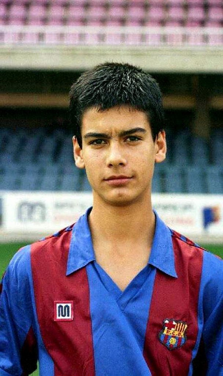 瓜迪奥拉年轻的时候也很帅,有头发差点认不出来[捂脸]