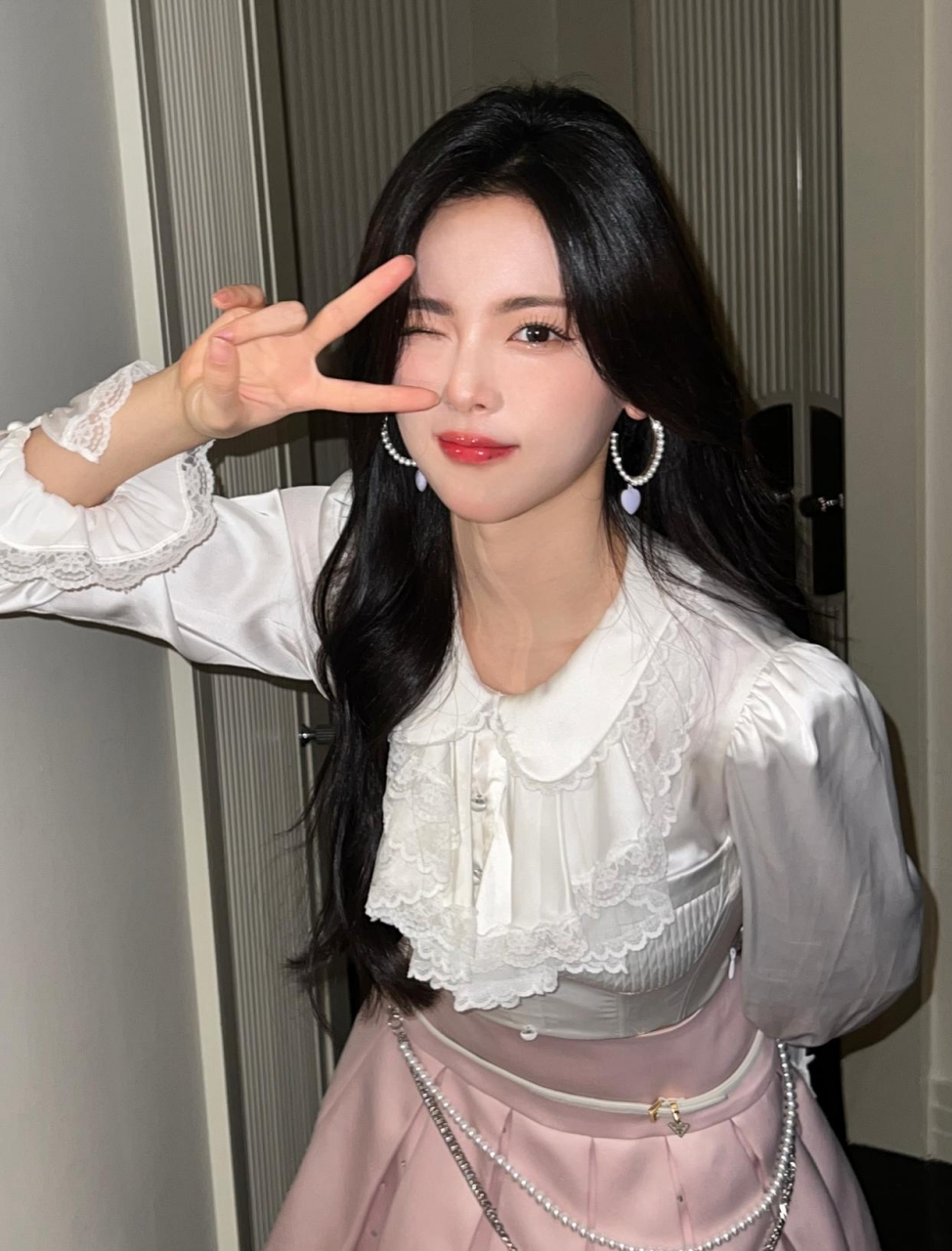 杨超越不愧是大家公认的"建模脸"!