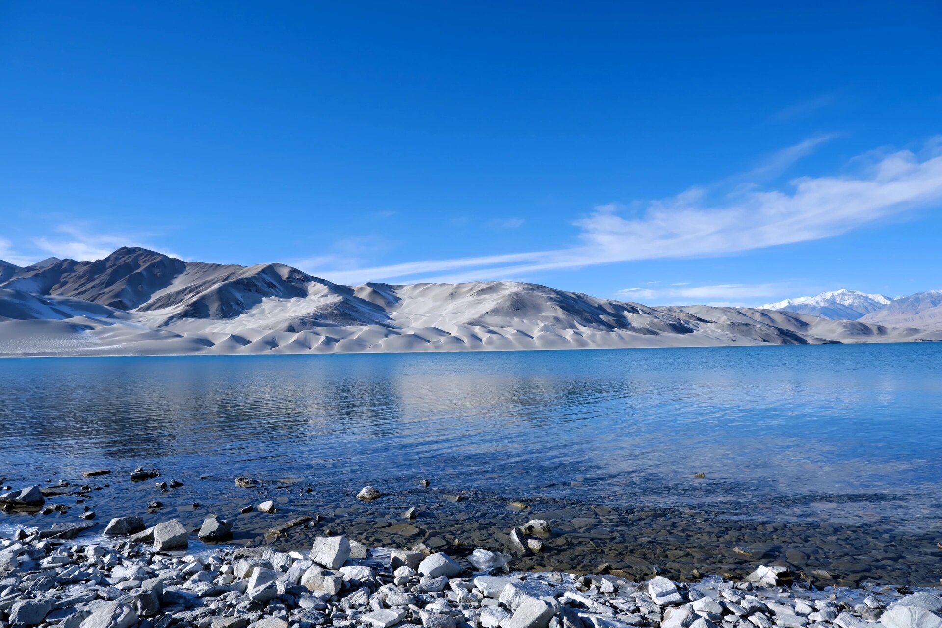 南疆61白沙湖最有生命力的冬天 开前往塔县的路上沿着公路看到那