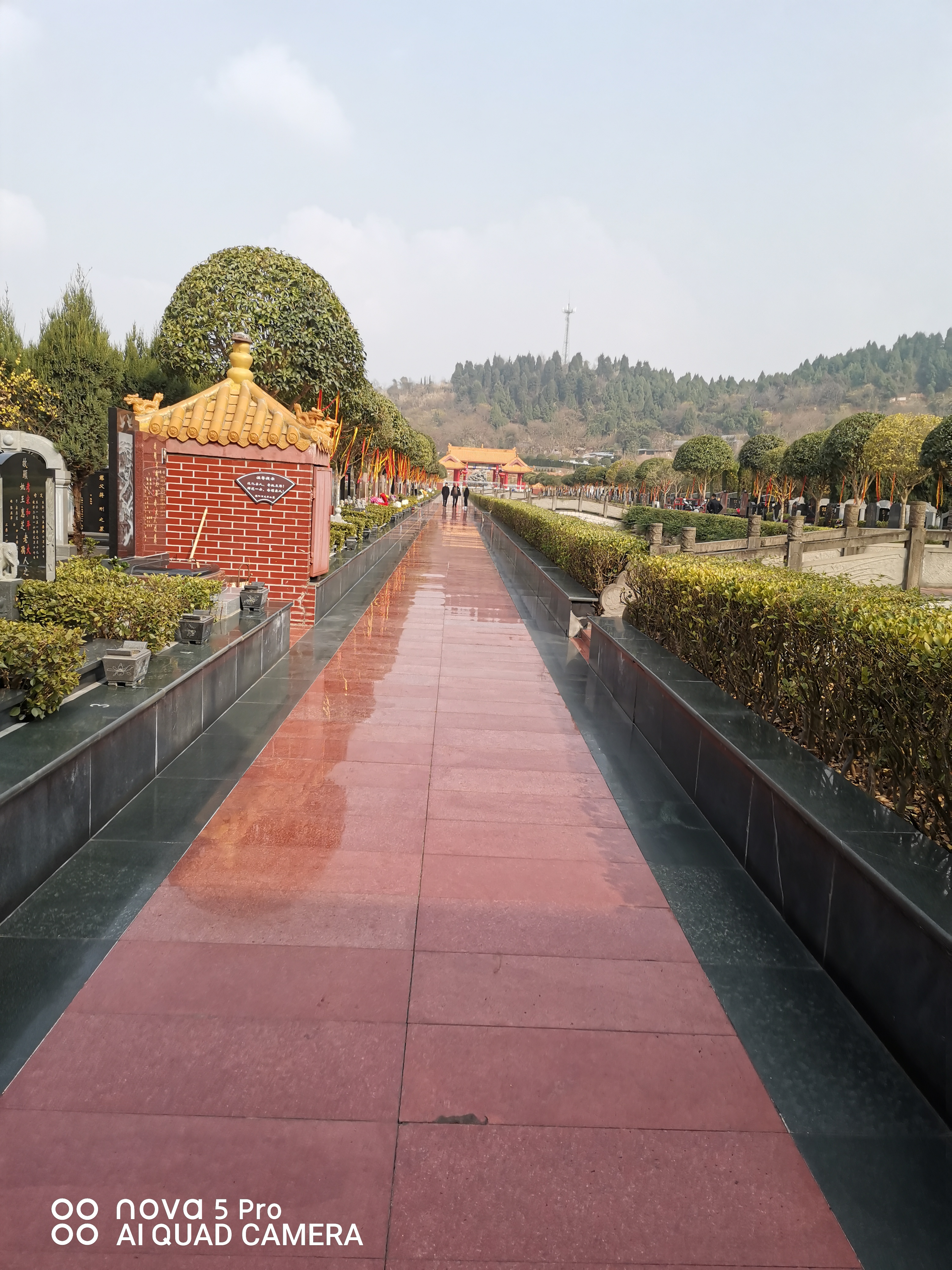 德阳龙井公墓,人生后花园.联系人:闫晓庆