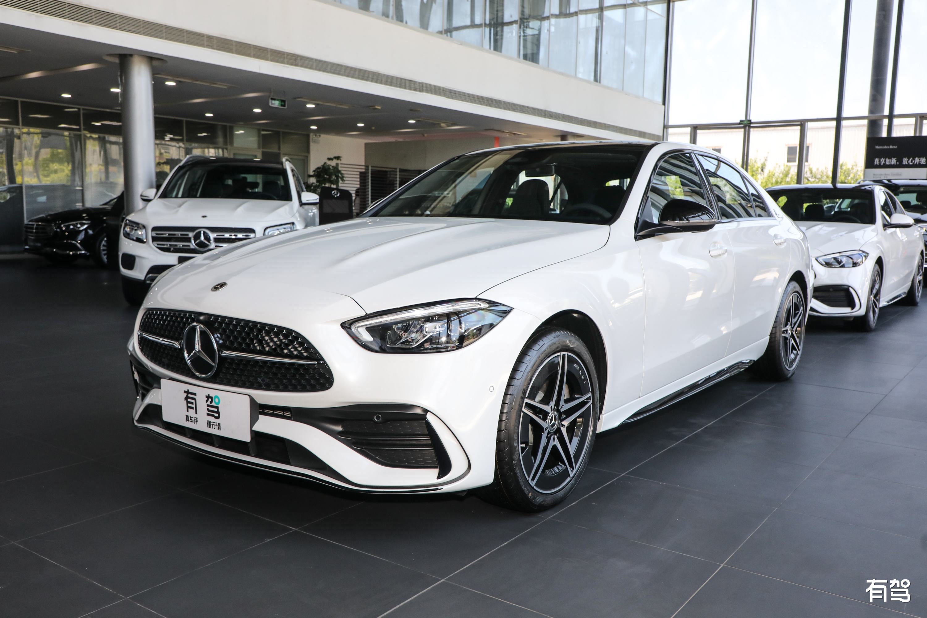 30万跌至13万多,开着有面,月薪3500也能圆你奔驰梦