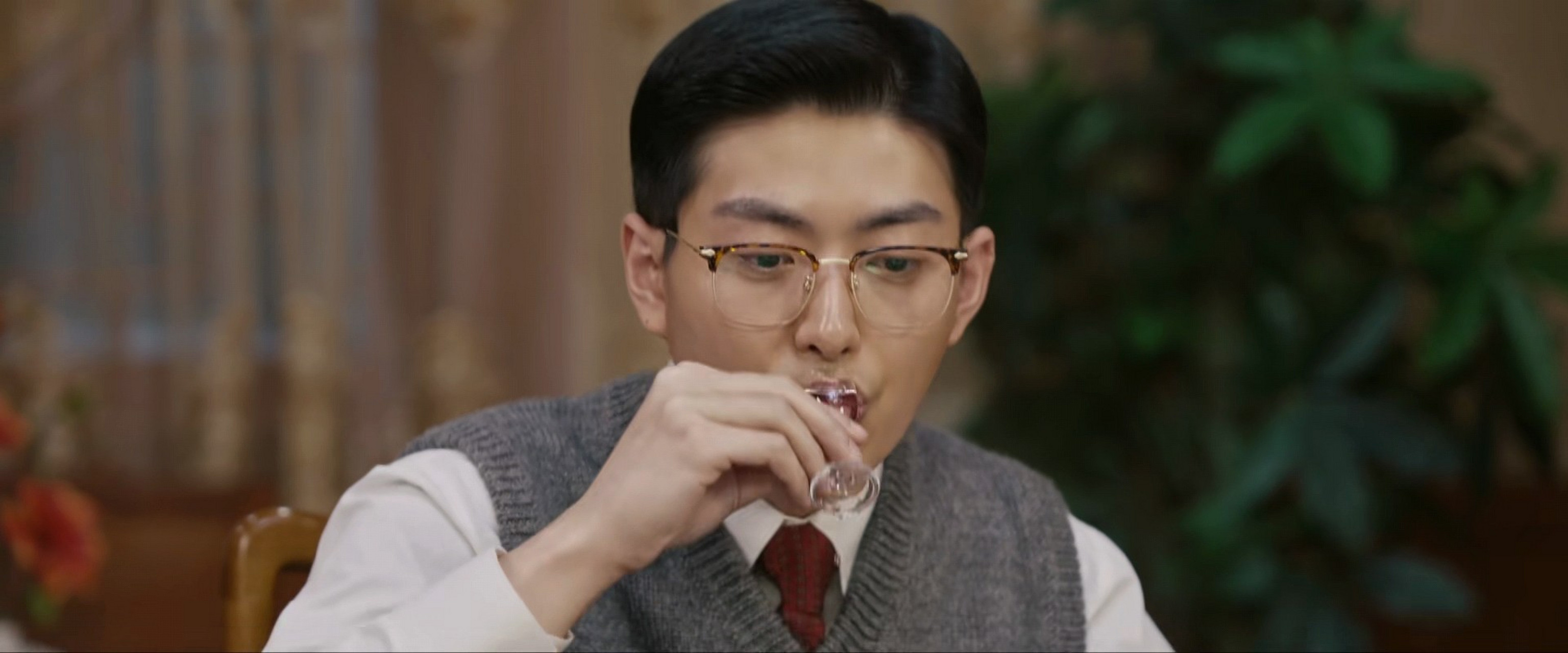 《梦中的那片海》陈宏军借酒消愁愁更愁.