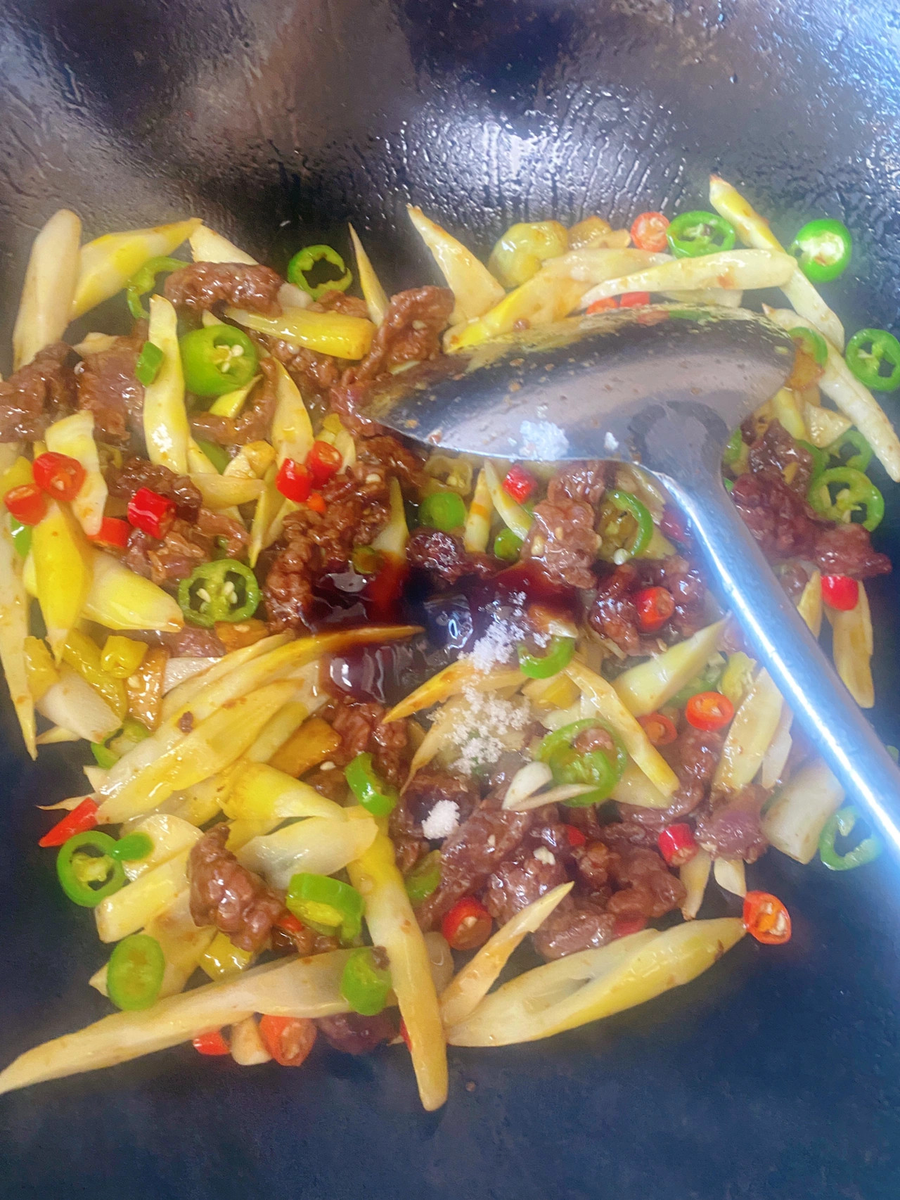 泡椒笋尖炒牛肉,真的太好吃,大家试试
