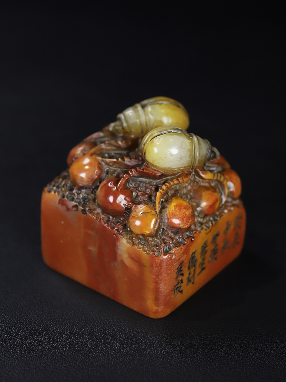 旧藏珍品原石纯手工雕刻寿山石印章.