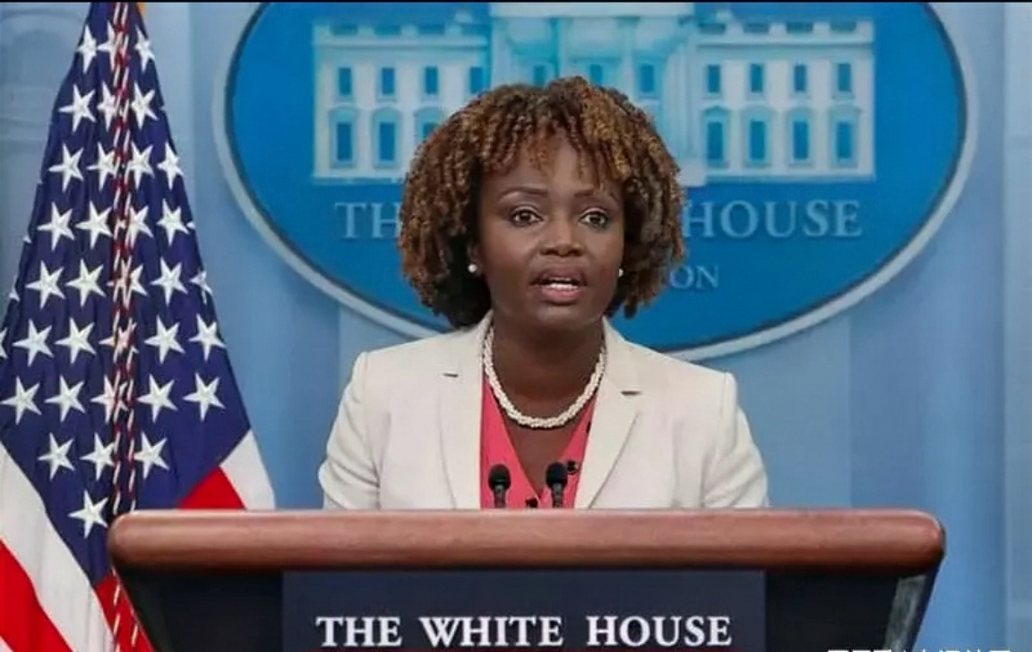 美国白宫发言人皮埃尔表示,她自己在白宫工作一年之后可能已经成为了