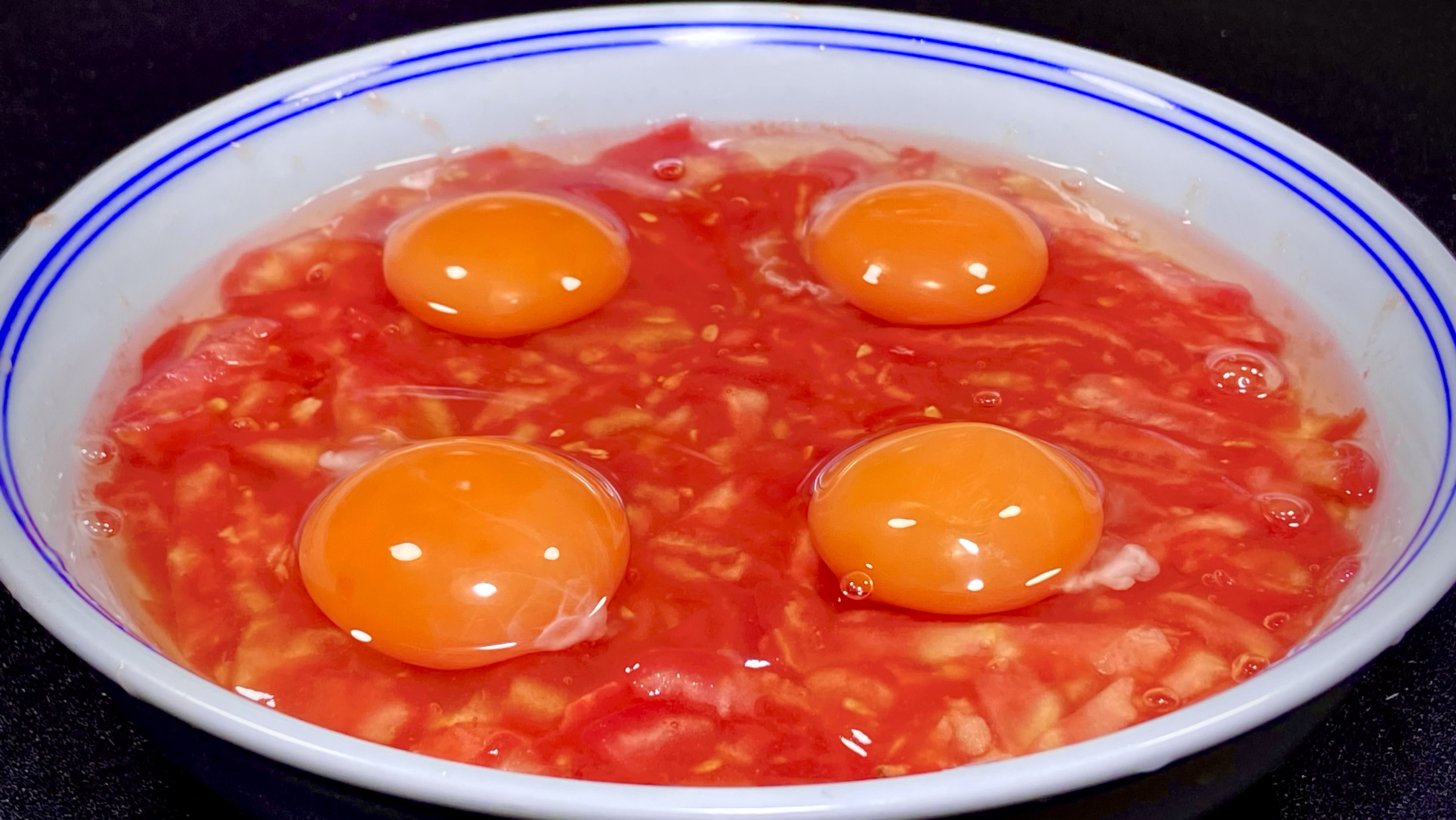 最近西红柿鸡蛋饼火爆了,孩子3天2头点名吃,营养美味又好吃