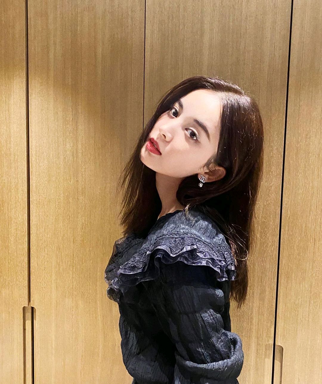 古力娜扎私服,美女的日常更新,甜酷穿搭