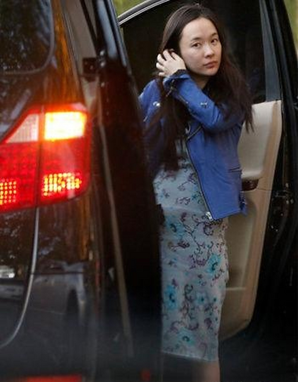 霍思燕孕照,当时胖了不少略显憔悴,当妈妈确实很不容易