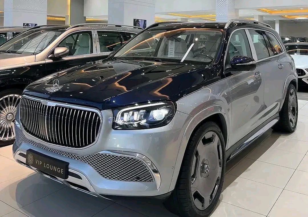奔驰出品,迈巴赫gls600"华丽登场",双色涂装,精致又霸气