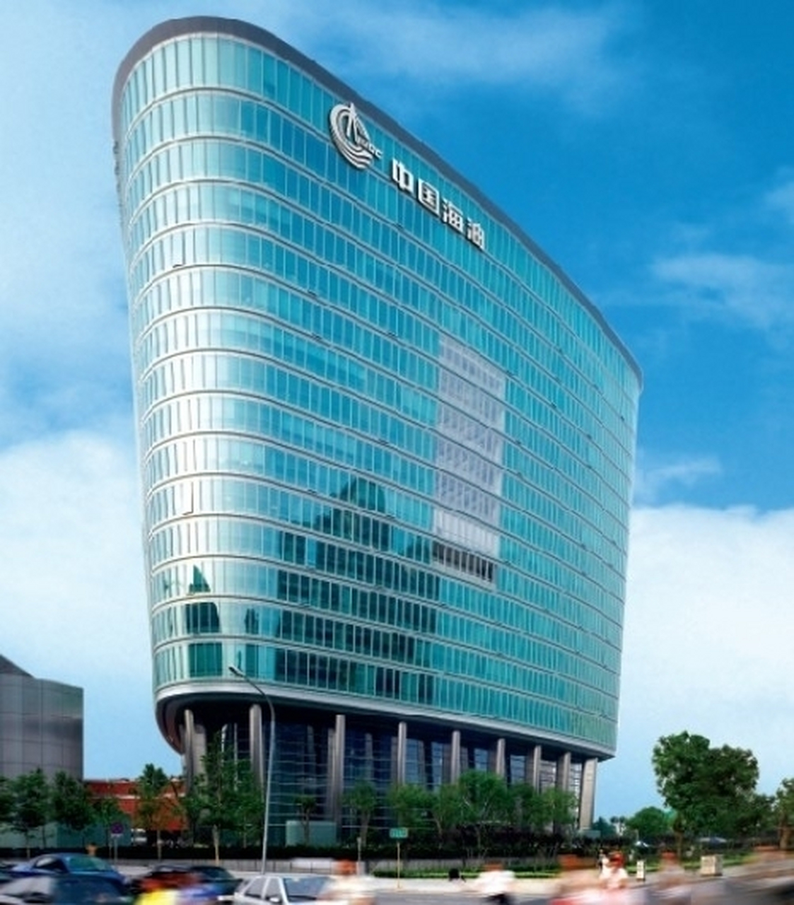 汪东进:1962年出生,江苏泰州人,毕业于华东石油学院,现任中国海洋石油