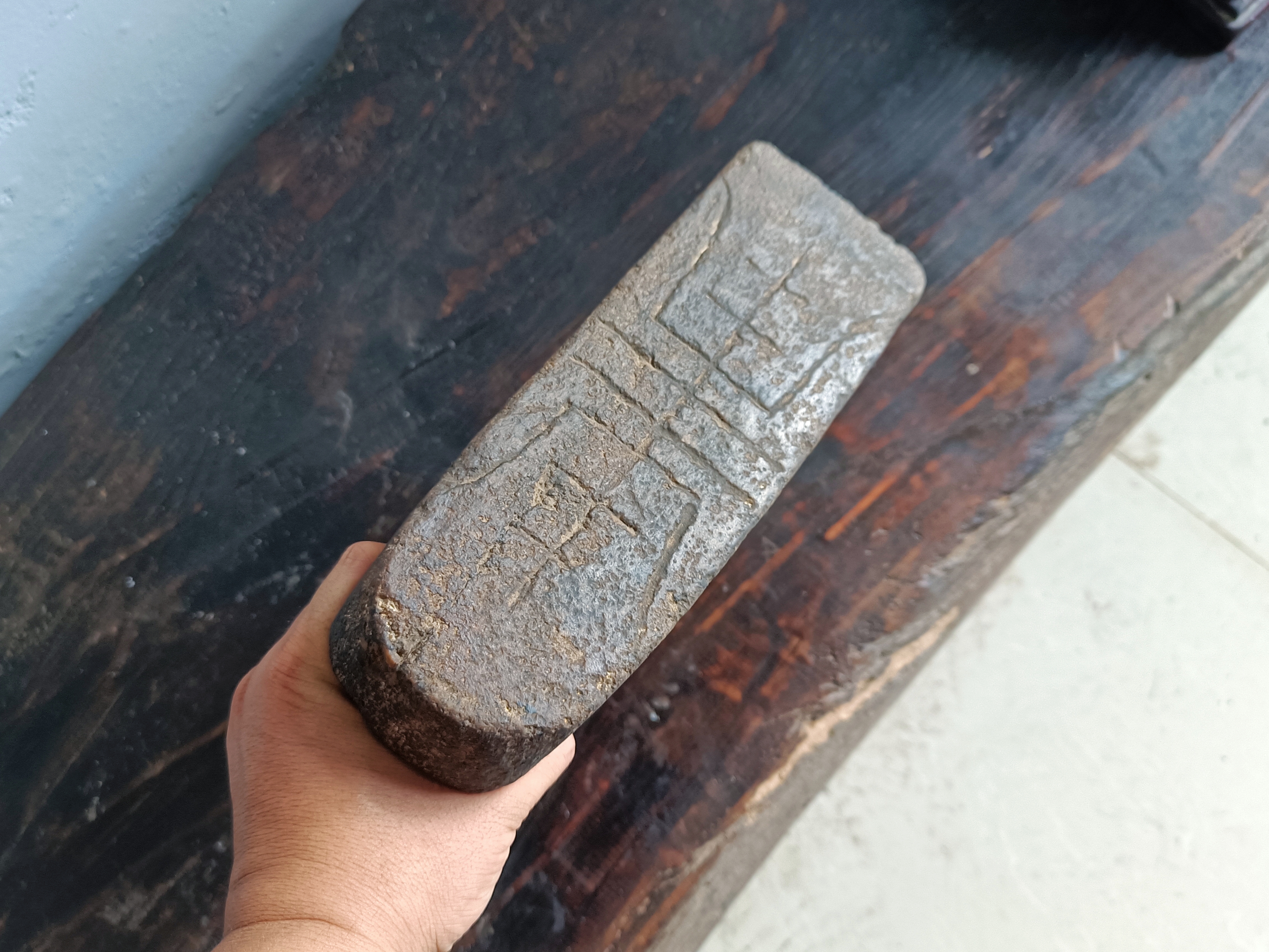 武状元石锁,镖局练功石,古代石权,老练功石,老石雕摆件,花卉