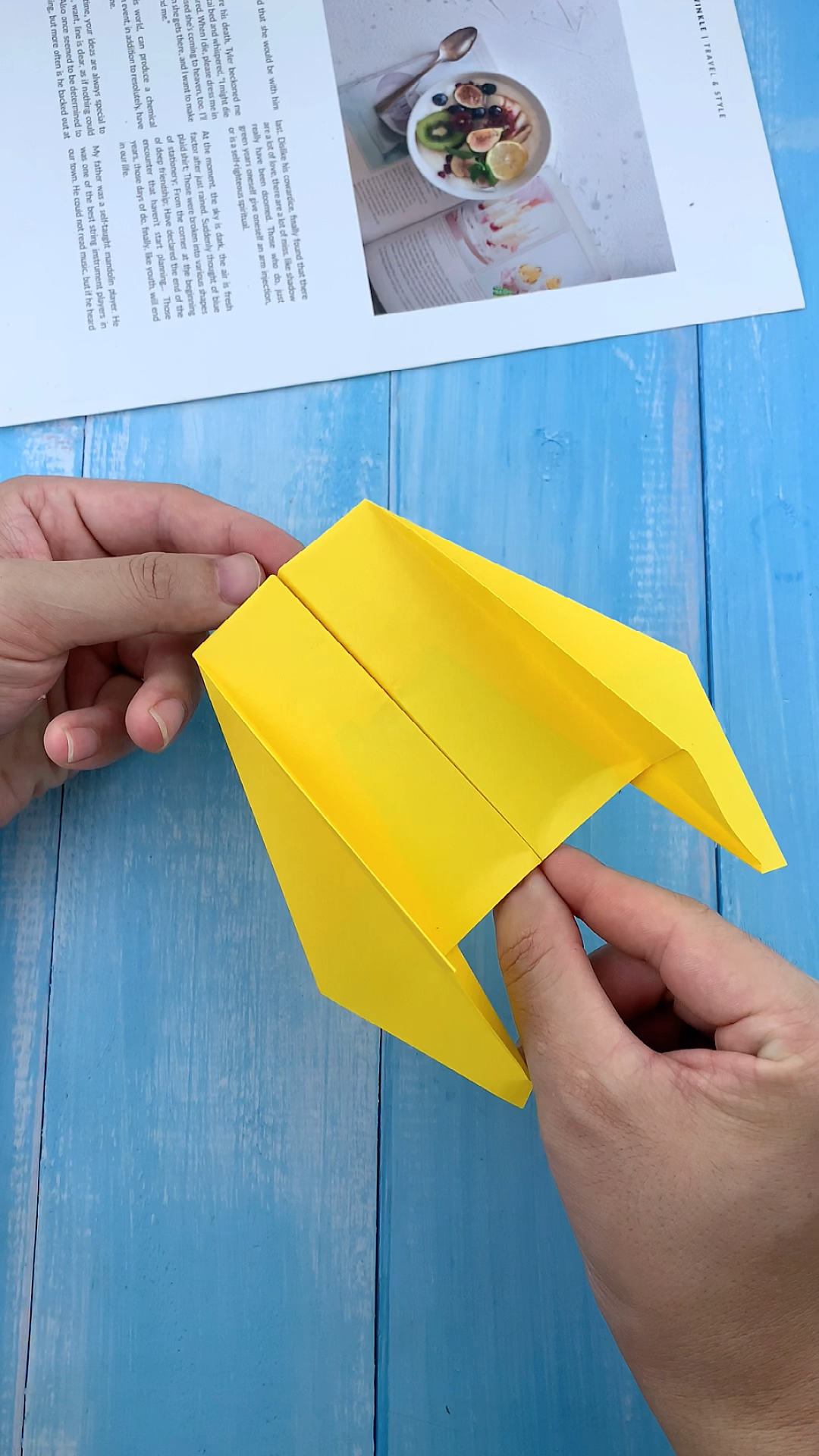 简单又好玩的双翼回旋纸飞机你学会了吗