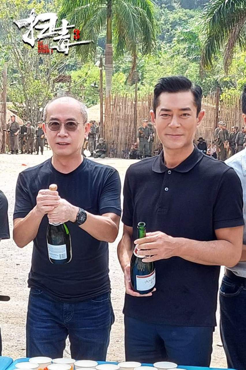 很多人说邱礼涛离开了刘德华不行了,商业大片一部接着一部扑街.