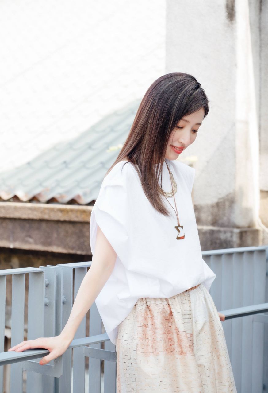 笑容甜美的女星田中千绘