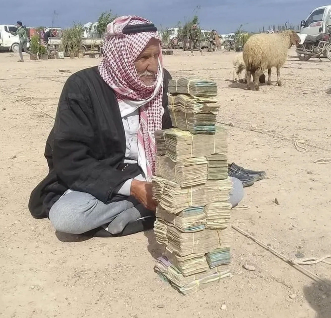 在叙利亚民间市场,兑换1美元需要11450叙利亚镑,叙利亚货币已经无限