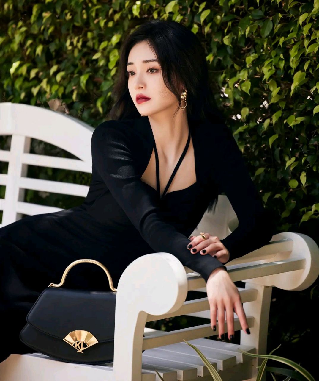 周洁琼黑色礼服造型优雅美丽#娱乐大赏# #明星穿搭# #惊艳瞬间