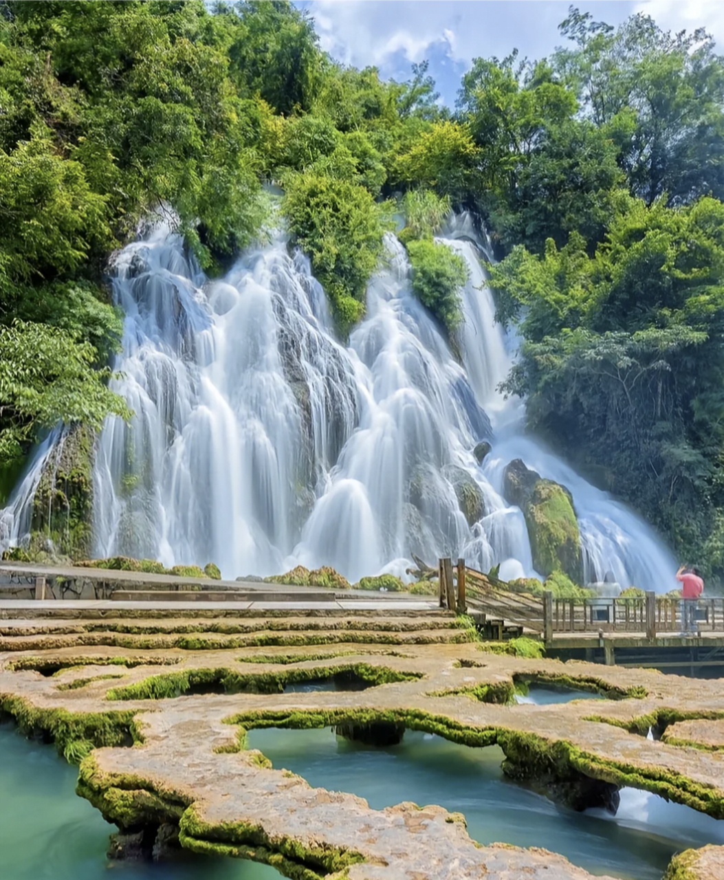 旅行攻略我在行##荔波小七孔#  荔波小七孔位于贵州省荔波县,是怪州