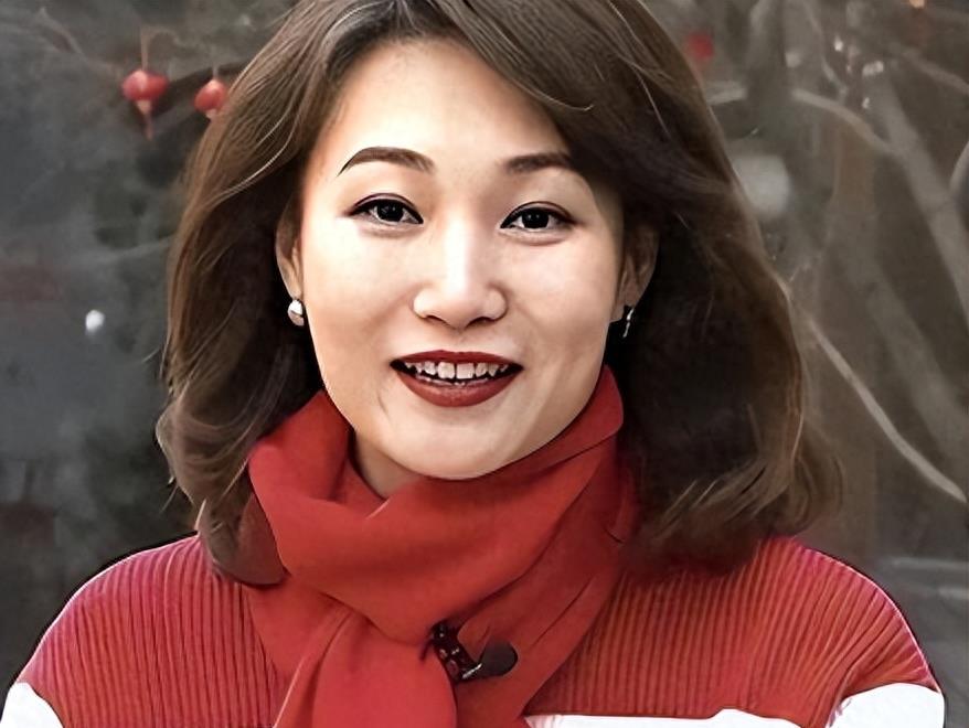 主持人李梓萌透露近况,和崔志刚疑似擦出"火花",引发网友热议