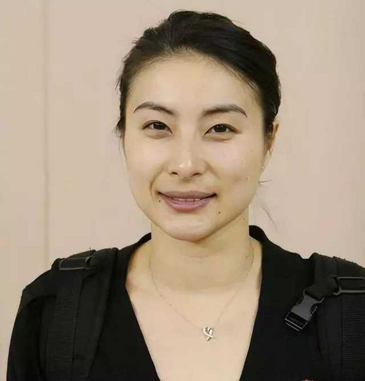 郭晶晶每月退休金曝光的数目让人下巴掉一地,居然只有5000元.